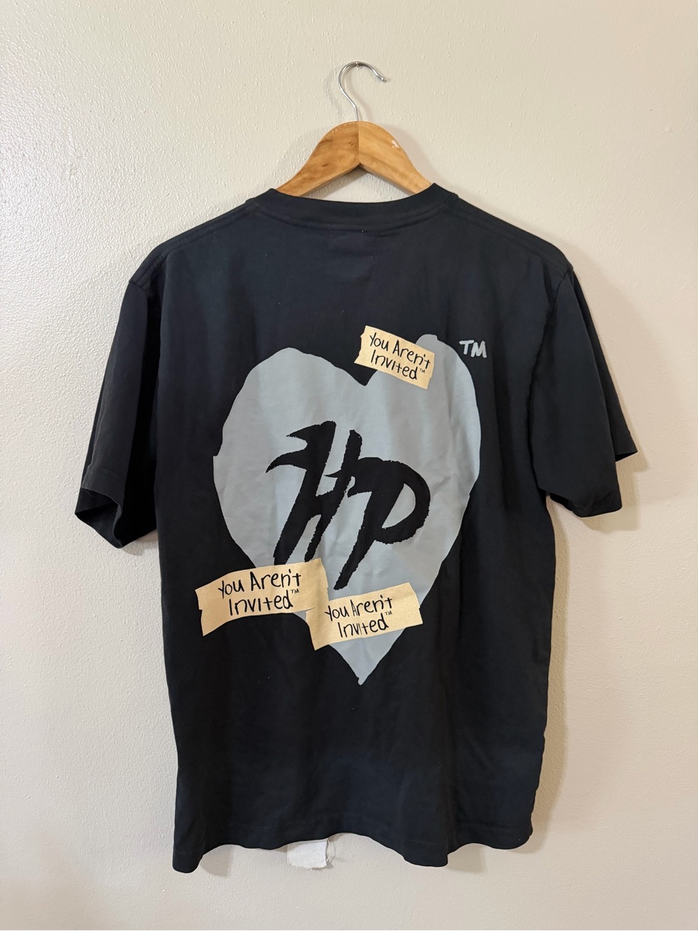 Hyde Park | You Aren’t Invited Tee in Black/creme - Picture 4 of 7